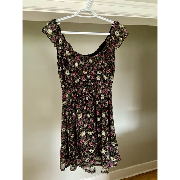 Frilly Floral Mini Dress - Picture 1 of 7